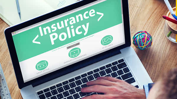 Suitable Insurance Policy: ఇన్సూరెన్స్ పాలసీలతో ఆపద వేళ ఆర్థిక రక్షణ.. పాలసీ ఎంచుకునే ముందు ఆ జాగ్రత్తలు తప్పనిసరి