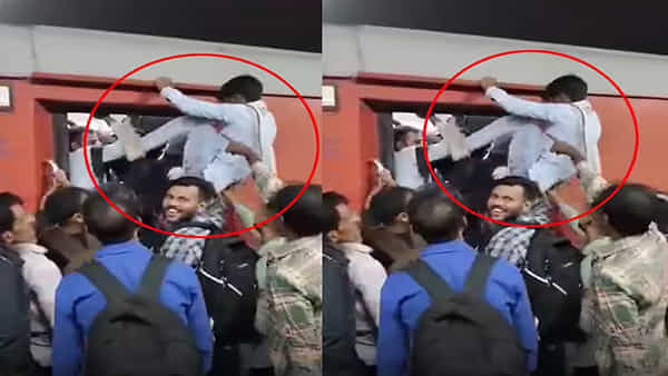 Viral Video: వార్నీ.. రైలు ఎక్కాలంటే.. ఇంత సర్కాస్ చేయాలా..? వైరలవుతున్న వీడియో చూస్తే..