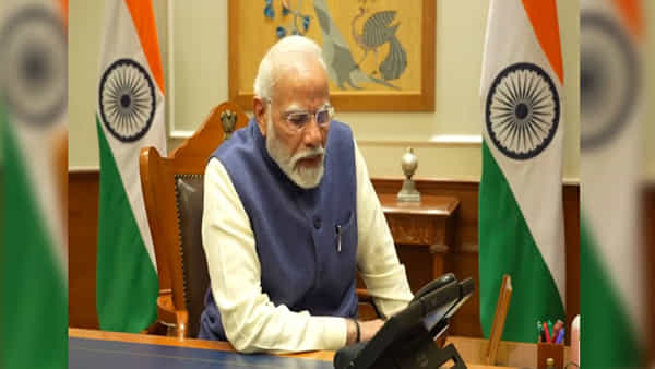 PM Modi: ప్రపంచ వ్యాప్తంగా అభిమానులను సంపాదించుకున్న ప్రధాని మోదీ.. పాకిస్తాన్లోనూ తగ్గని క్రేజ్