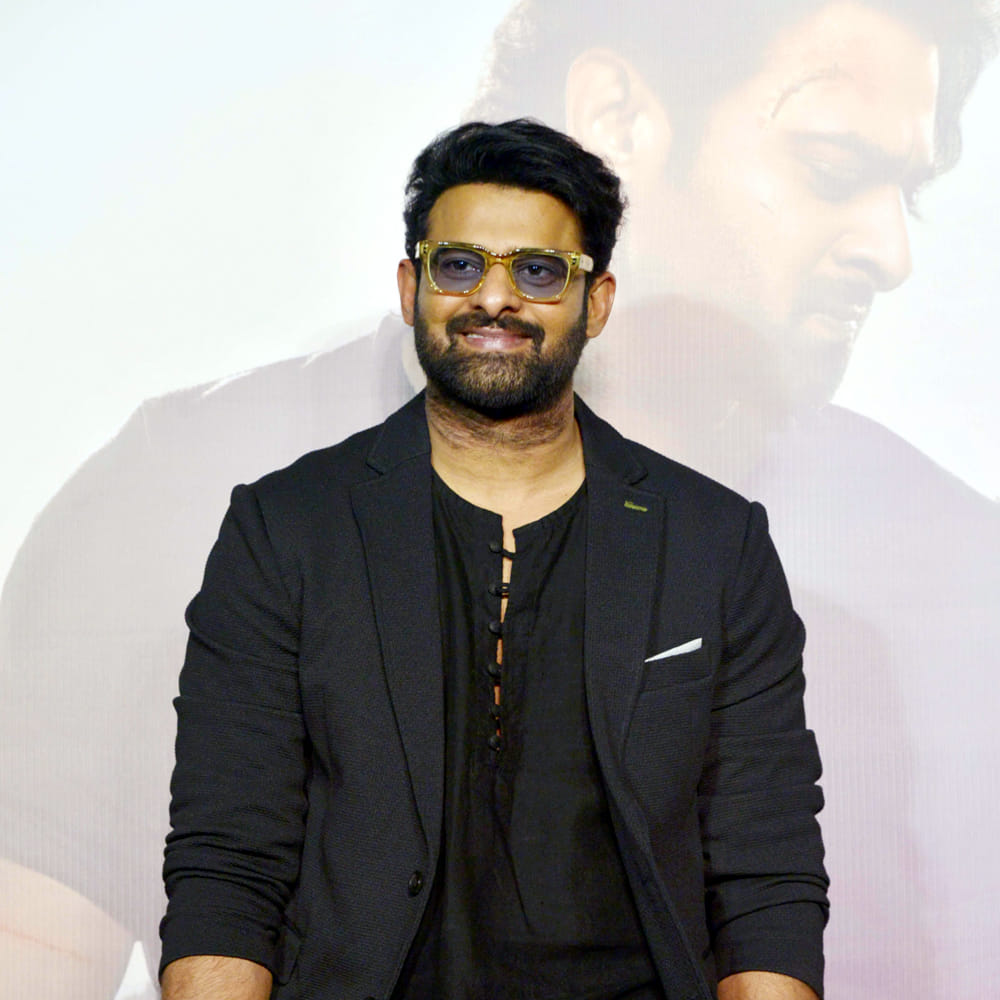 అసలు విషయం ఏంటంటే షారుఖ్‌ మాట్లాడిన ఆ వీడియో 2016లోనిదట. బాజీరావు మస్తానీ, దిల్‌వాలే చిత్రాల విడుదల సందర్భంగా షారుఖ్‌ చేసిన కామెంట్స్ ని ఇప్పులు సలార్‌, డంకీకి ముడిపెట్టి వైరల్‌ చేస్తున్నారు.