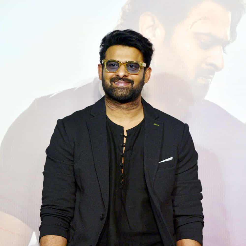 అసలు విషయం ఏంటంటే షారుఖ్ మాట్లాడిన ఆ వీడియో 2016లోనిదట. బాజీరావు మస్తానీ, దిల్వాలే చిత్రాల విడుదల సందర్భంగా షారుఖ్ చేసిన కామెంట్స్ ని ఇప్పులు సలార్, డంకీకి ముడిపెట్టి వైరల్ చేస్తున్నారు.