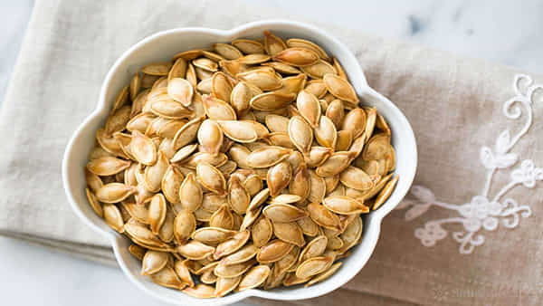 Pumpkin Seeds: గుమ్మడి గింజలు తినడం వల్ల ఇన్ని అద్భుతమైన ప్రయోజనాలున్నాయా? తెలిస్తే..