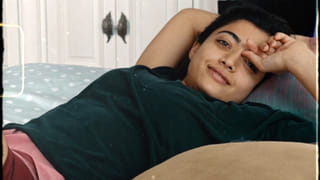 Movies : సినిమా చూసి రివ్యూ చెప్తే చాలు లక్షలు ఇస్తారట.. ఎక్కడో తెలుసా..