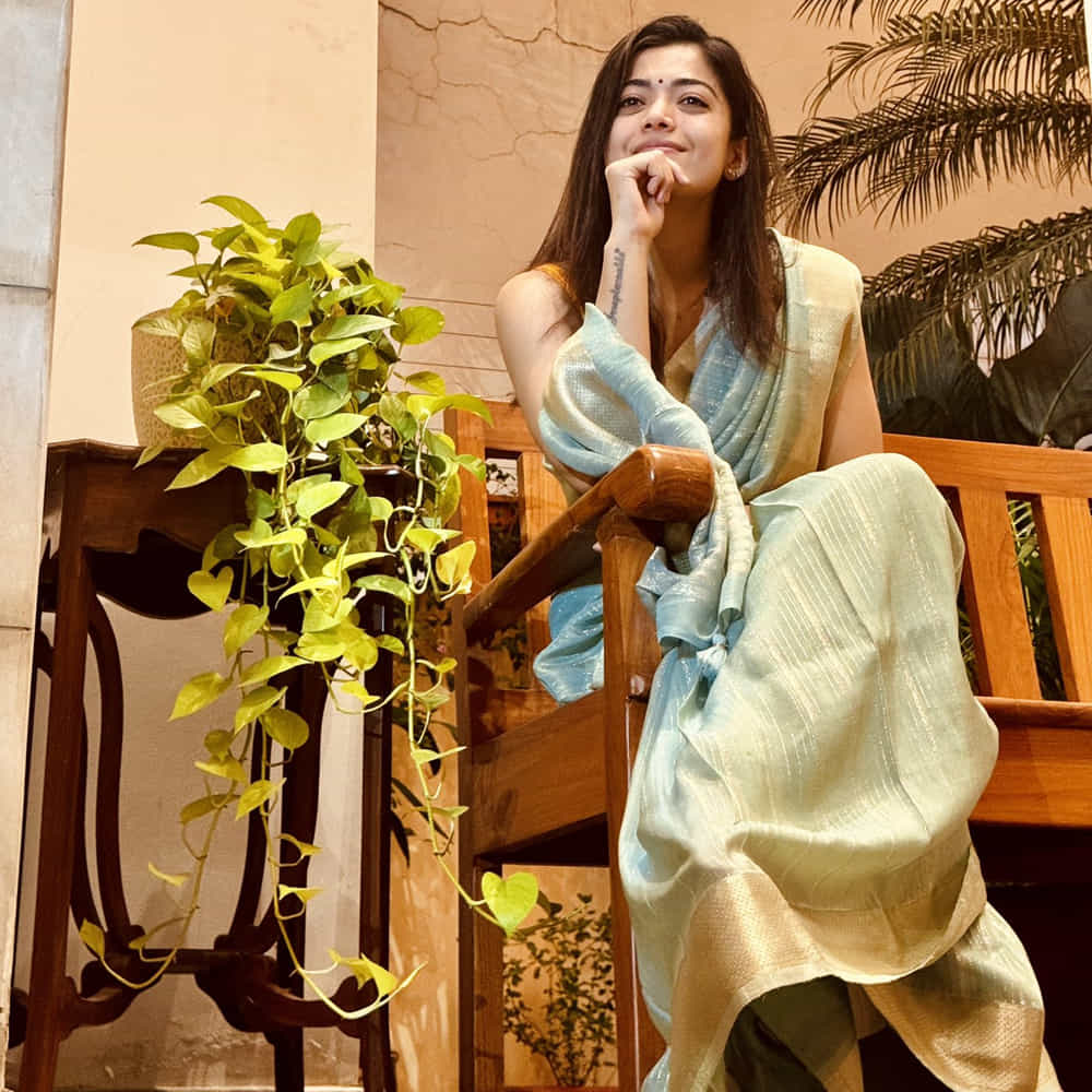 నీతో మెలికలు తిరుగుతుంటే, నా గుండె మెలికలు తిరుగుతుందంటూ బాలయ్య ఇచ్చిన కాంప్లిమెంట్‌కి రష్మిక నవ్విన తీరు ఆసమ్‌ అంటున్నారు జనాలు. అంతే కాదు, బాలయ్య, రష్మిక సిల్వర్‌ స్క్రీన్‌ జోడీ అదిరిపోతుందంటూ, త్వరలోనే అది జరగాలంటూ కోరుకుంటున్నారు అభిమానులు.