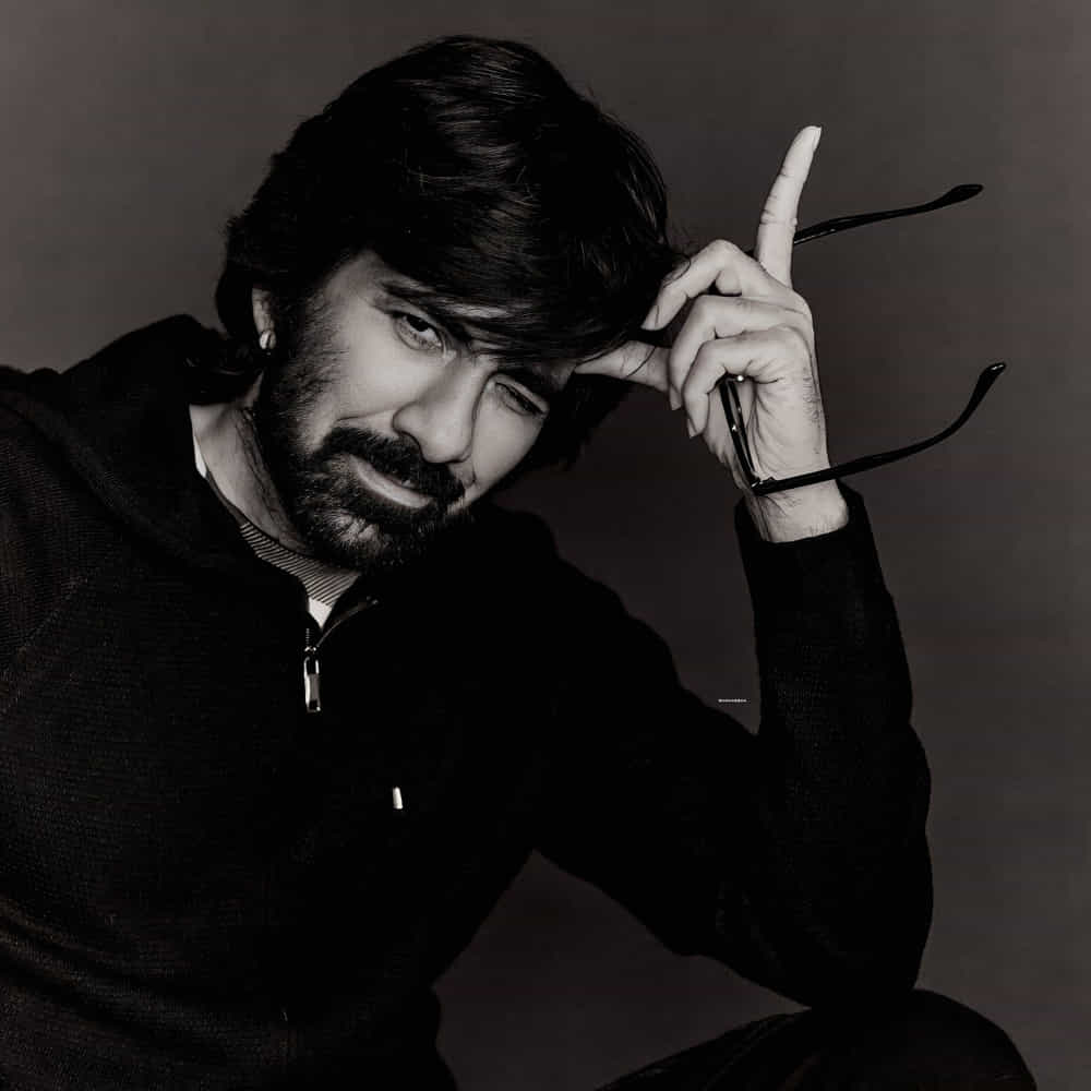 నెవర్ బిఫోర్ అన్నట్టుంది సంక్రాంతి సీజన్ని టార్గెట్ చేస్తున్న సినిమాల కౌంట్ చూస్తుంటే. ఇంతకు ముందు రిలీజ్ డేట్లను ఒక్కసారి చెబితే ఫ్యాన్స్ గుర్తుపెట్టుకునేవారు. కానీ ఇప్పుడు మళ్లీ మళ్లీ కన్ఫర్మ్ చేయమని మొరపెట్టుకుంటున్నారు. రవితేజ ఇప్పుడు తన మాస్ ఫ్యాన్స్ కి మరోసారి భరోసా ఇచ్చేశారు... సంక్రాంతికి రావడం పక్కా అని.