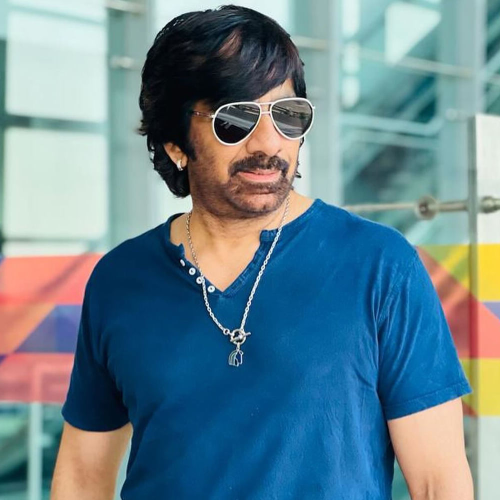 జనాలకు కట్టుకథ, ప్రభుత్వాలు కప్పెట్టిన కథ. ద మేన్‌ ఈజ్‌ ఎవ్రీ వేర్‌ అంటూ ప్రతి షాటుతోనూ, ప్రతి డైలాగ్‌తోనూ రవితేజ కేరక్టర్‌కి హైప్‌ ఇచ్చారు ఈగిల్‌ టీజర్‌లో. విత్‌నెస్‌ ది స్టార్మ్ ఆన్‌ థర్టీన్త్ జనవరి అంటూ రిలీజ్‌ డేట్‌ని ఇంకో సారి కన్‌ఫర్మ్ చేశారు మేకర్స్. 