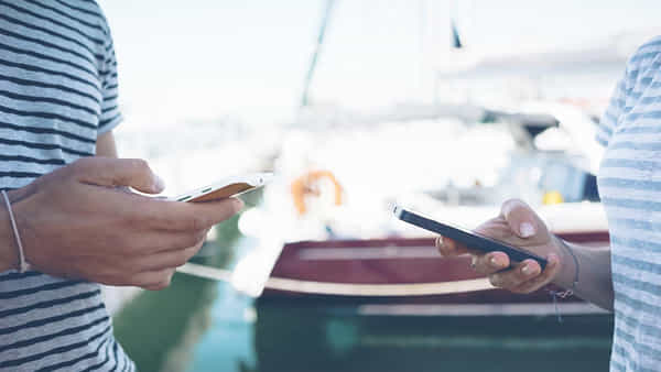 Roaming Charges: మీరు విహారయాత్ర కోసం విదేశాలకు వెళ్తున్నారా? రోమింగ్ ఛార్జీలను తగ్గించుకోండిలా!