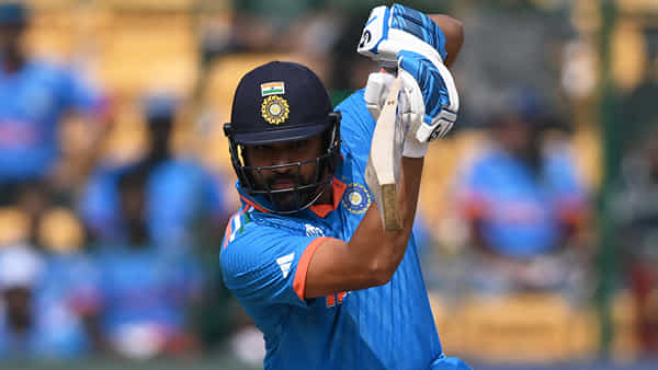 IND vs AUS: సరికొత్త చరిత్ర సృష్టించే దిశగా హిట్మ్యాన్.. ఇప్పటి వరకు ఏ భారత కెప్టెన్కు సాధ్యం కాలే..