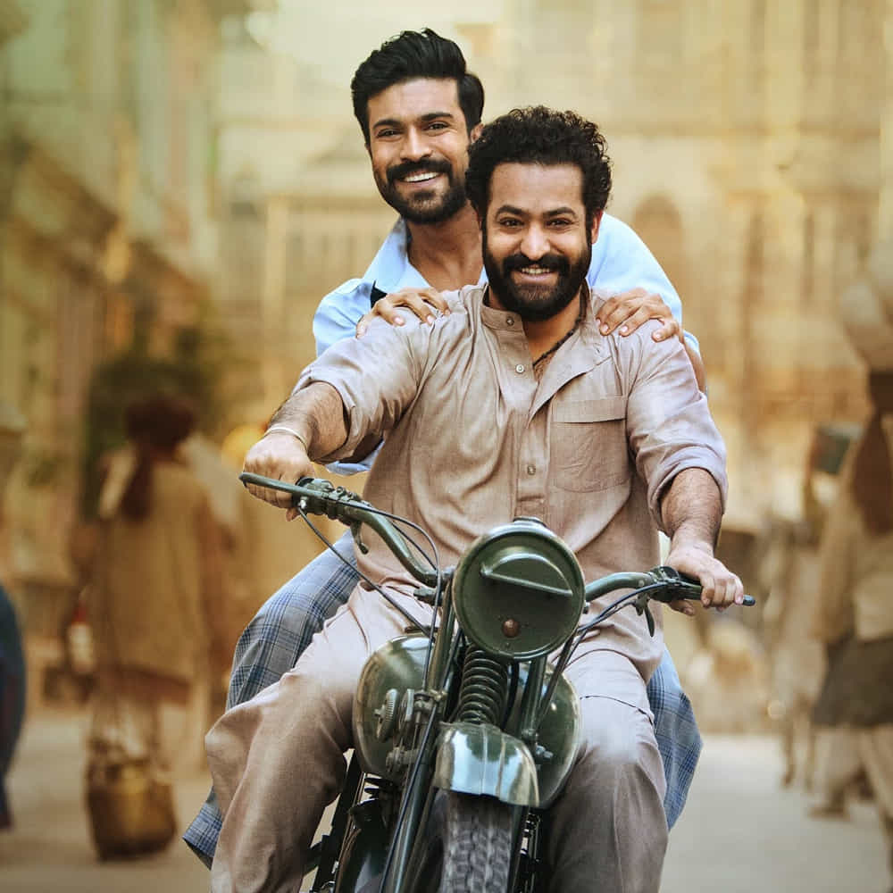 ఇప్పుడు వార్2 చేస్తున్నారు తారక్. భవిష్యత్తులో వార్2, దేవర నార్త్ లో గట్టి కలెక్షన్లు తెచ్చుకుంటే తారక్కి ప్యాన్ ఇండియా స్టార్గా తిరుగుండదు. అలాగే రామ్చరణ్ కూడా గేమ్చేంజర్ తో ప్రూవ్ చేసుకోవాల్సిన అవసరం ఎంతైనా ఉంది.