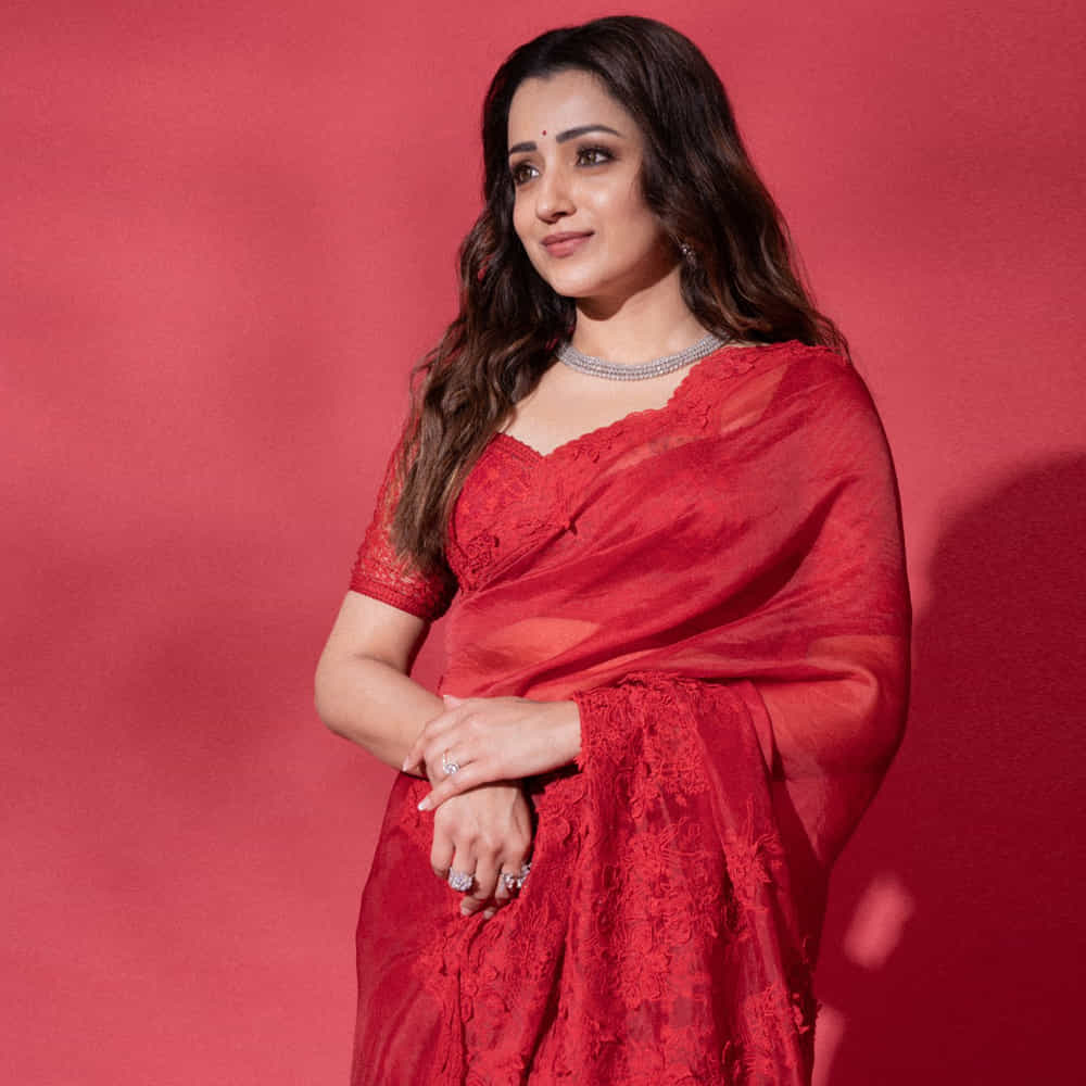 సింగర్‌  చిన్మయి శ్రీపాద కూడా మన్సూర్‌ మాటలను దుయ్యబట్టారు. గతంలో జరిగిన ఇలాంటి ఘటనలను ప్రస్తావించారు. అక్టోబర్‌ 19న విడుదలైంది లియో మూవీ. దాదాపు 600 కోట్లు వసూలు చేసి జైలర్‌ కలెక్షన్లను దాటింది లియో. ఈ చిత్రంలో విజయ్‌ భార్యగా నటించారు త్రిష.