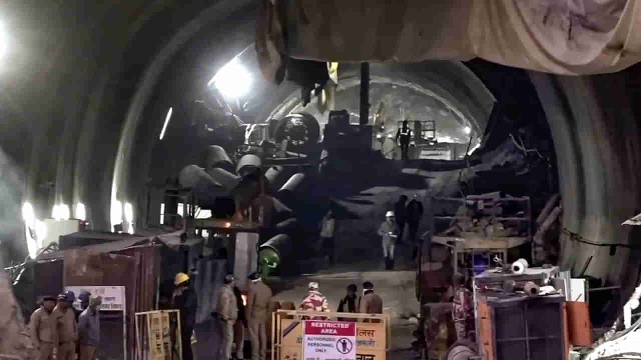 Tunnel Rescue: 13 రోజులుగా టన్నెల్లోనే కార్మికులు.. మిషన్‌లో సాంకేతిక లోపం.. పనులకు మరోసారి ఆటంకం