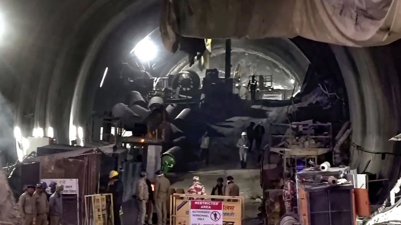 Tunnel Rescue: 13 రోజులుగా టన్నెల్లోనే కార్మికులు.. మిషన్లో సాంకేతిక లోపం.. పనులకు మరోసారి ఆటంకం