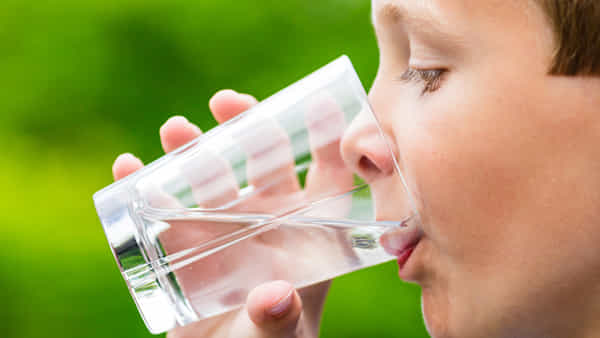 Water: మీరు తాగే నీరు మంచివేనా..? లేకపోతే ప్రాణాలకే ప్రమాదం.. బీకేర్ఫుల్