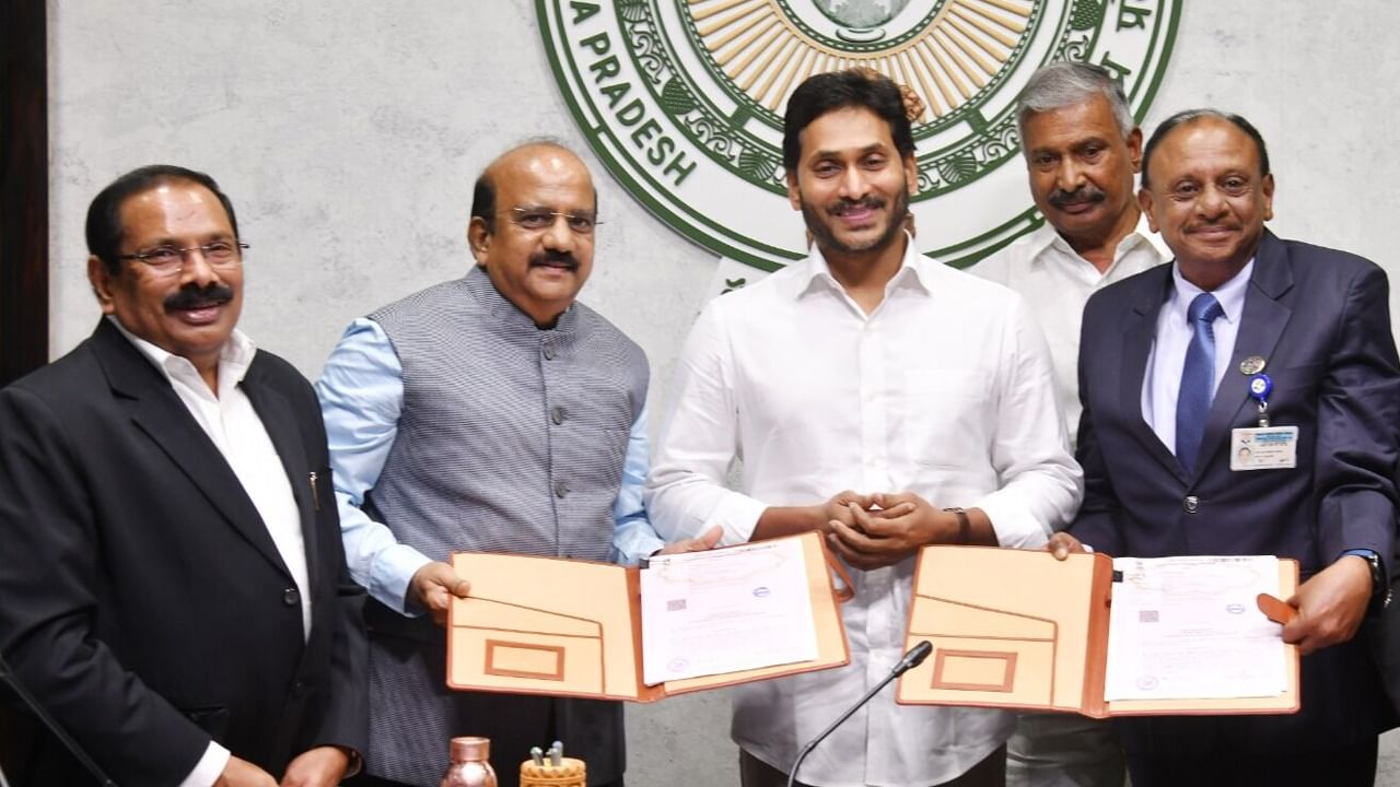 CM Y S Jagan: రైతుల కోసం జగన్ సర్కార్ సంచలన నిర్ణయం.. 25 ఏళ్ల భవిష్యత్తు కోసం కొత్త పధకానికి శ్రీకారం..