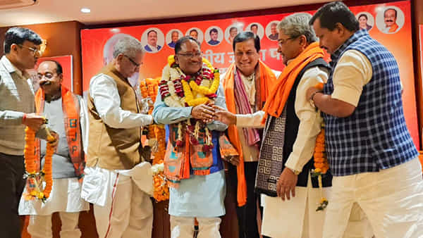 Chhattisgarh: ఛత్తీస్గఢ్ సీఎంగా ఆదివాసీ సరికొత్త రికార్డ్.. సర్పంచ్ నుంచి ముఖ్యమంత్రిగా పూర్తి ప్రస్థానం..