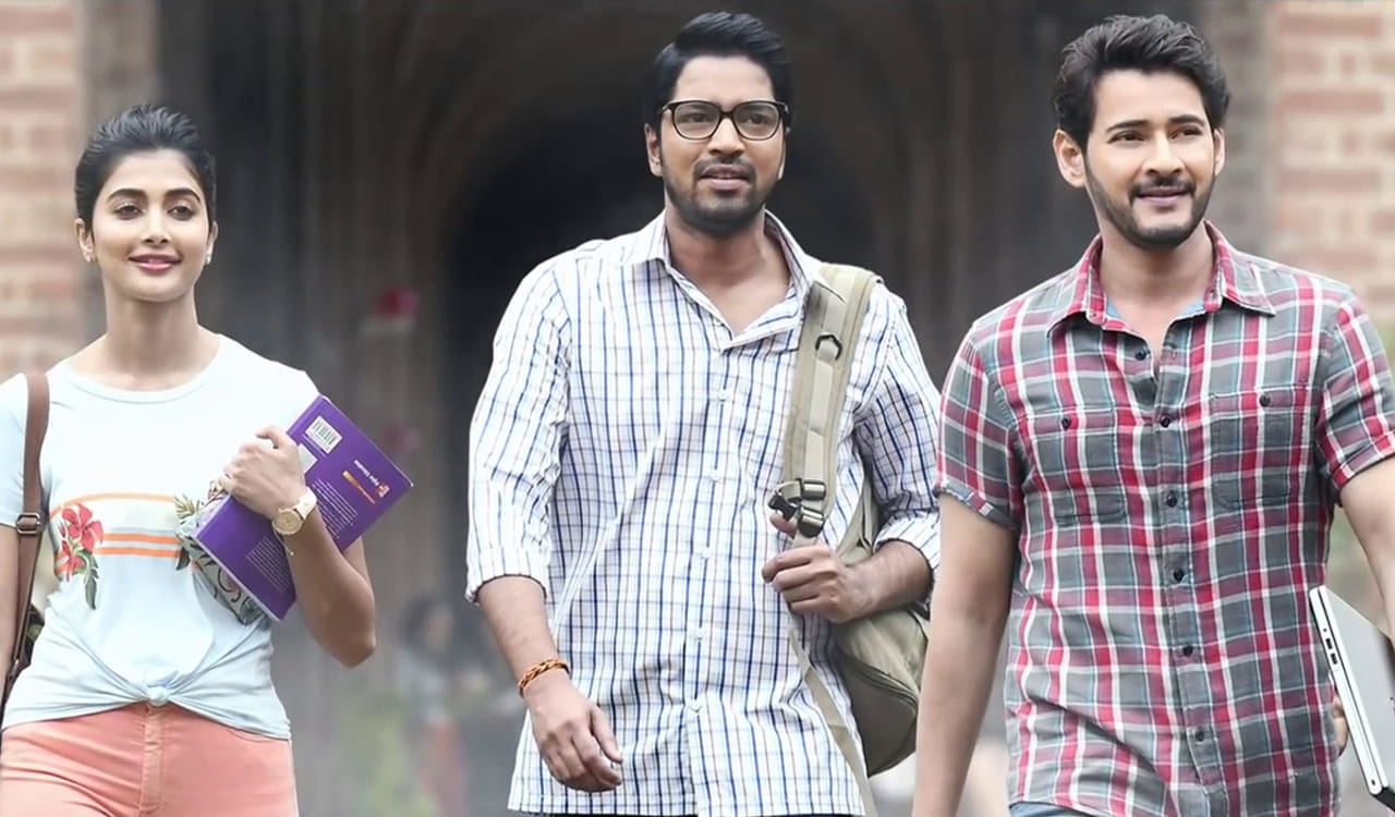 హీరోగా నటిస్తున్నపుడే గమ్యం, శంభో శివ శంభో సహా చాలా సినిమాల్లో సపోర్టింగ్ రోల్స్ చేసారు నరేష్. ఇక మహేష్ బాబు మహర్షి తర్వాత అల్లరి నరేష్ కెరీర్ మరో మలుపు తీసుకుంది.