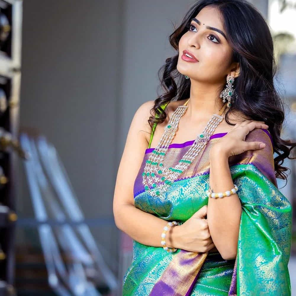 ఆతర్వాత ఈ చిన్నది ఒకటి రెండు సినిమాల్లో నటించింది కానీ అంతగా గుర్తింపు రాలేదు. ఆతర్వాత పవర్ స్టార్ పవన్ కళ్యాణ్ సినిమాలో నటించింది అనన్య.