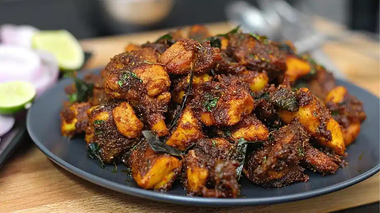 Andhra Style Kodi Vepudu: ఆంధ్రా స్టైల్ కోడి వేపుడు ఇలా చేయండి.. అద్భుతం అనాల్సిందే!