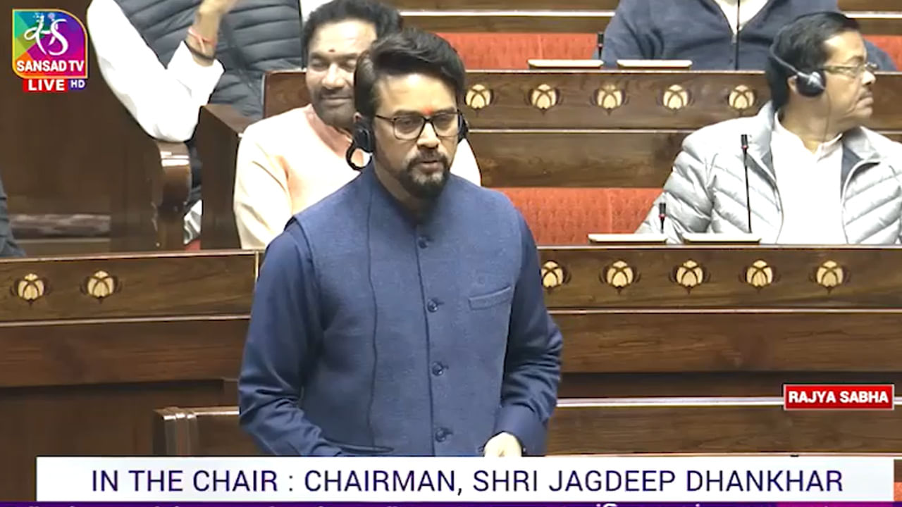 Freedom of the Press: పత్రికా స్వేచ్ఛ.. జర్నలిస్టుల దాడులపై కేంద్ర మంత్రి అనురాగ్ సింగ్ ఠాకూర్ స్పందన