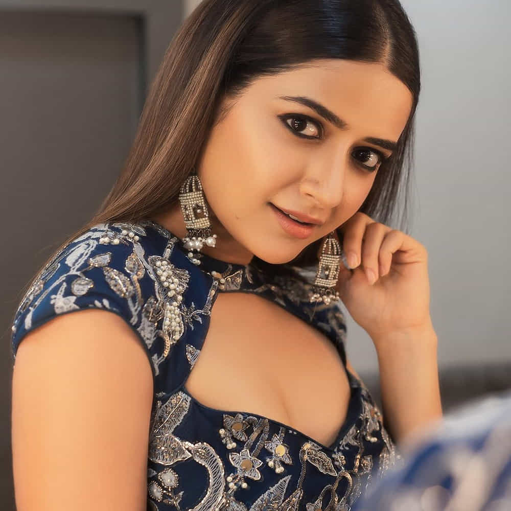 ఆషికా రంగనాథ్.. ప్రస్తుతం తెలుగు సినీ పరిశ్రమలో ఎక్కువగా వినిపిస్తోన్న పేరు. నందమూరి కళ్యాణ్ రామ్ నటించిన అమిగోస్ సినిమాతో టాలీవుడ్ ఇండస్ట్రీలోకి అడుగుపెట్టింది.