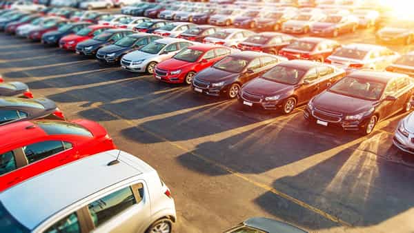 Buying Used Car: సెకండ్ హ్యాండ్ కారు కొనాలకుంటున్నారా? ఈ జాగ్రత్తలు తీసుకోండి.. లేకుంటే నష్టపోతారు..