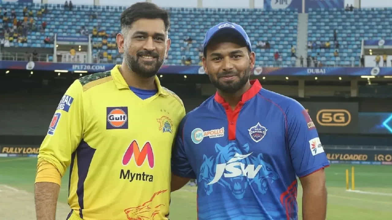 ఐపీఎల్ 2024లో చెన్నై సూపర్ కింగ్స్కు ధోనీ నాయకత్వం వహిస్తాడనడంలో సందేహం లేదు. అయితే 2025లో చెన్నై సూపర్ కింగ్స్ ఫ్రాంచైజీ రిషబ్ పంత్ను దక్కించుకునే అవకాశం ఉంది.