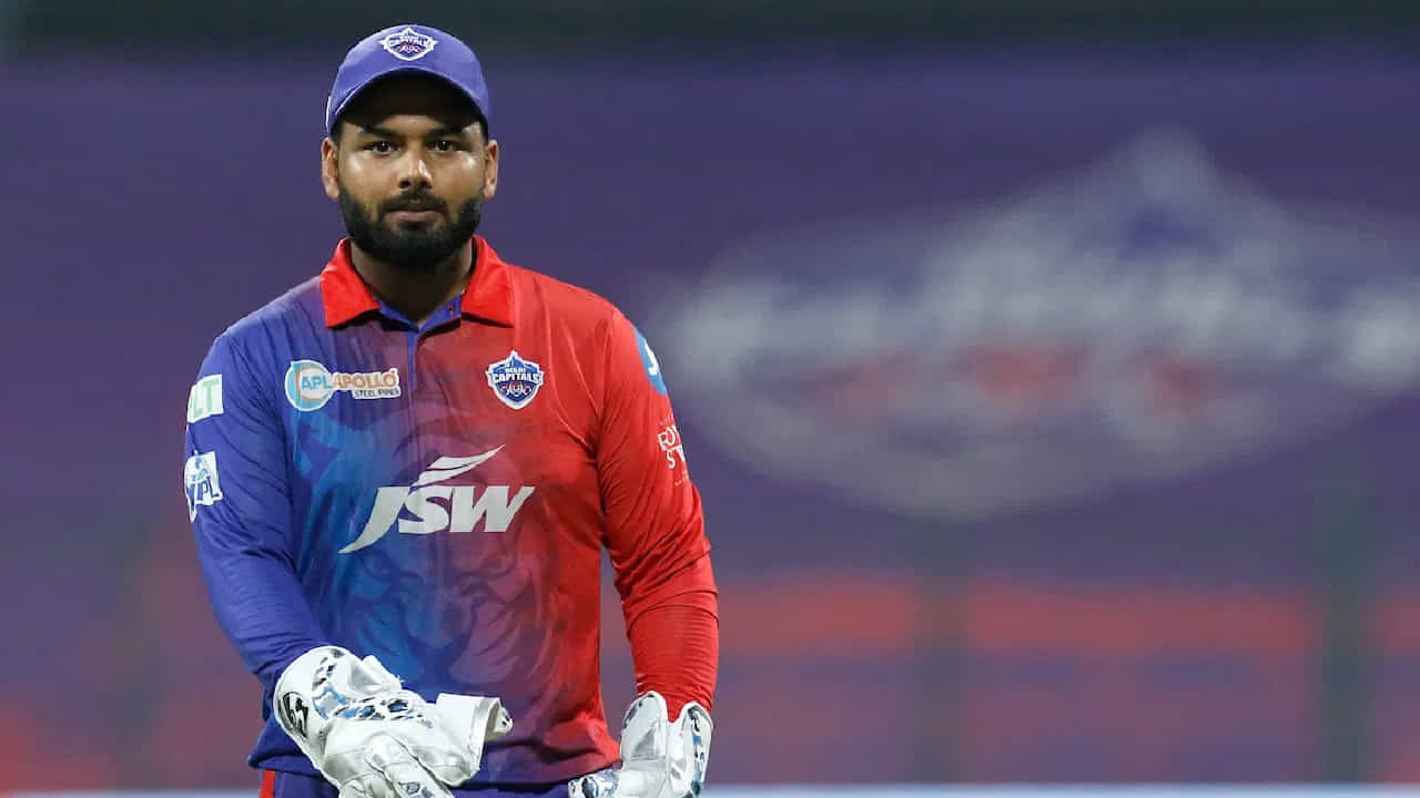 2022లో కారు ప్రమాదంలో గాయపడిన రిషబ్ పంత్ ఇప్పుడు పూర్తిగా కోలుకున్నాడు. అలాగే, ఈసారి ఐపీఎల్ ద్వారా పోటీ క్రికెట్లోకి తిరిగి రావాలని ఆదేశాలు ఇచ్చాడు. కాబట్టి ఈసారి ఢిల్లీ క్యాపిటల్స్ జట్టుకు రిషబ్ పంత్ నాయకత్వం వహించే అవకాశం ఉంది.