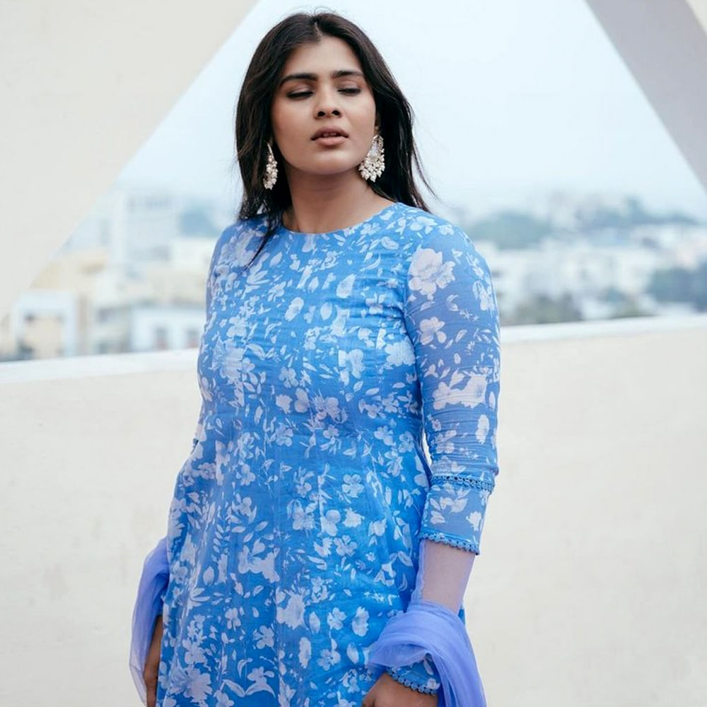 ఆతర్వాత మెల్లగా ఈ అమ్మడికి అవకాశాలు తగ్గుతూ వచ్చాయి. దాంతో చిన్న చిన్న రోల్స్, స్పెషల్ సాంగ్స్ లాంటివి చేసింది. డిజిటల్ వరల్డ్ లో కూడా ఈ అమ్మడు అడుగుపెట్టింది. 