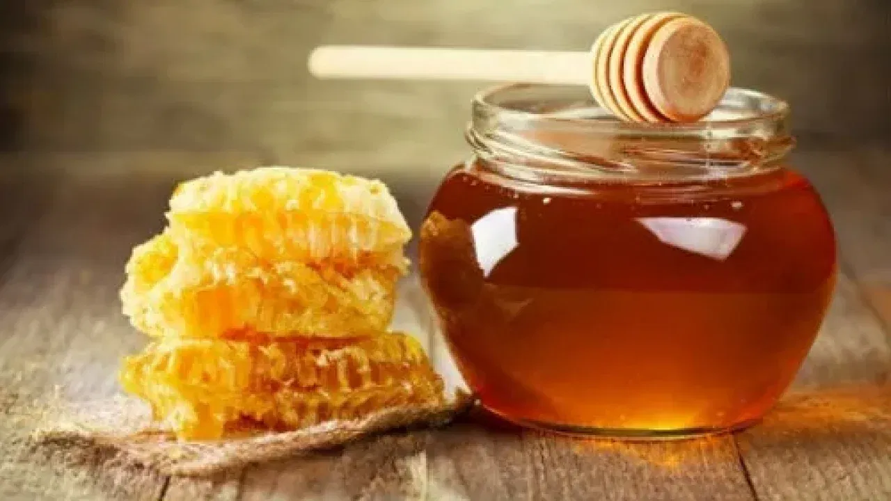 Honey Benefits: ప్రతి రోజూ ఒక స్పూన్ ఇది తీసుకుంటే.. జరిగే అద్భుతాలు మీరే గమనిస్తారు!