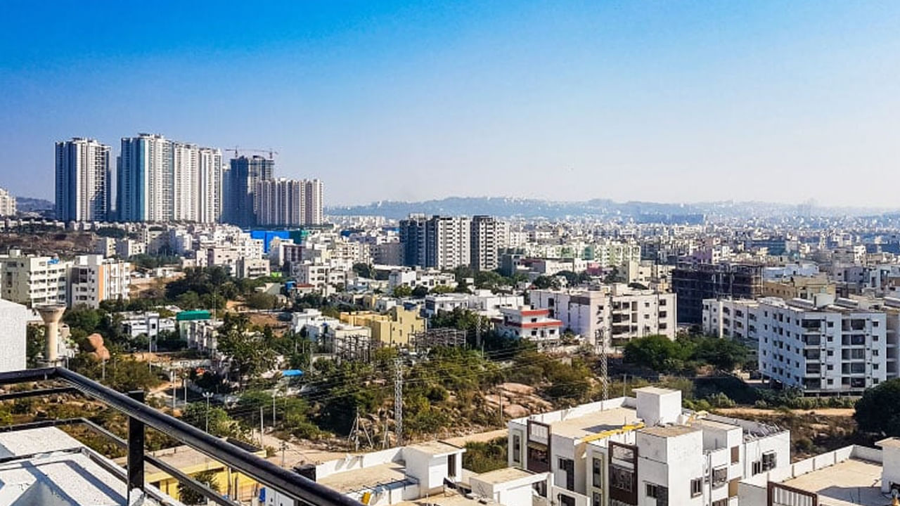 Hyderabad: దూకుడుమీదున్న హైదరాబాద్ రియల్ ఎస్టేట్‌.. గతేడాదితో పోల్చితే..