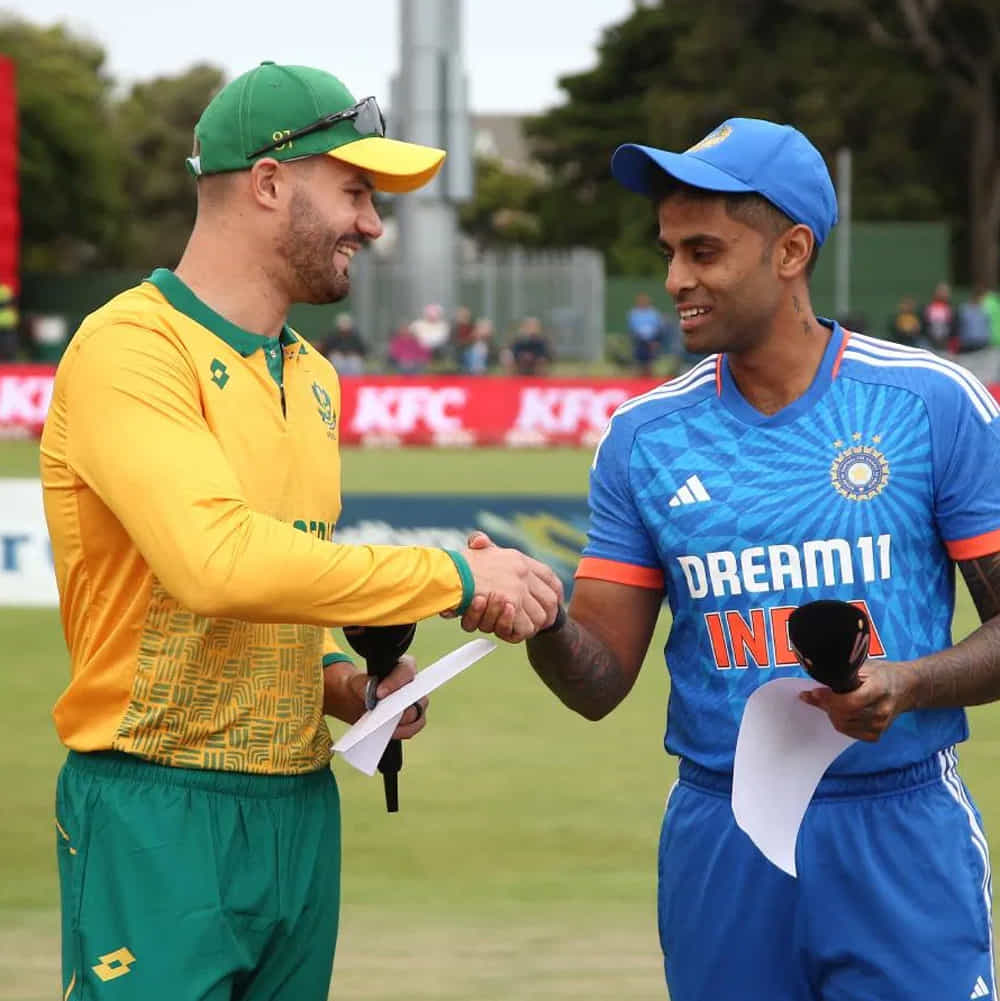 భారతదేశం vs దక్షిణాఫ్రికా 3వ T20 మ్యాచ్ స్టార్ స్పోర్ట్స్ నెట్‌వర్క్‌లో ప్రత్యక్ష ప్రసారం కానుంది. డిస్నీ+ హాట్‌స్టార్ మ్యాచ్‌లను ఆన్‌లైన్‌లో ఉచితంగా ప్రసారం చేస్తుంది. ఈ మ్యాచ్ రాత్రి 8:30 గంటలకు ప్రారంభమవుతుంది.