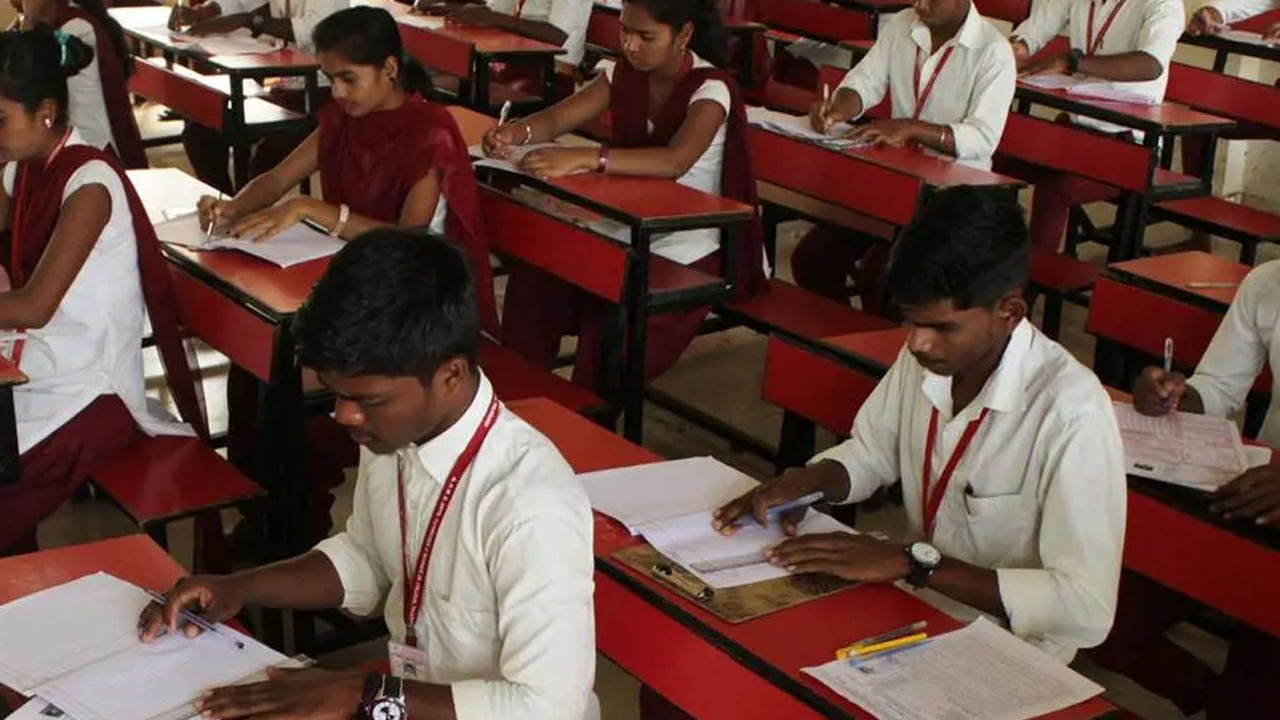 Telangana: తెలంగాణలో ఇంటర్, పది పరీక్షలు అప్పుడే.! వారంలోగా షెడ్యూల్..