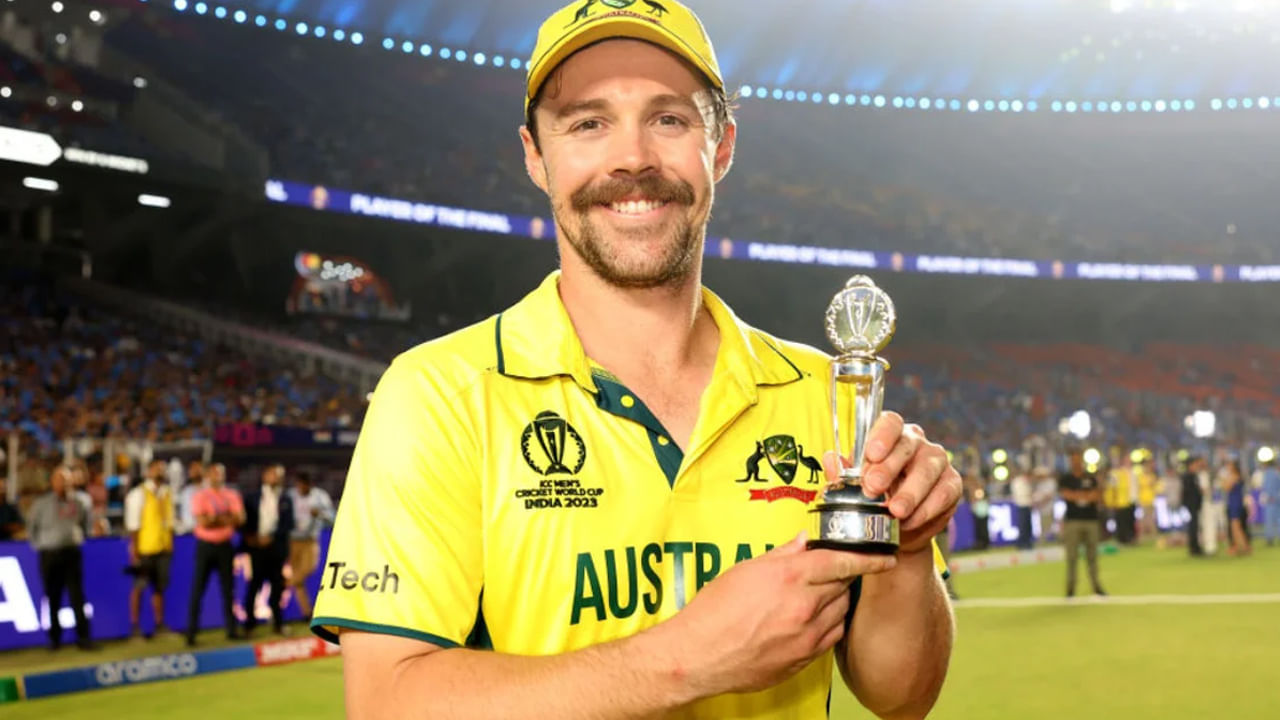 ప్రస్తుతం వేలంలో గుజరాత్ టైటాన్స్‌ వద్ద 38.15 కోట్ల పర్స్‌ ఉంది. అలాగే హైదరాబాద్ పర్స్ విలువ రూ. 34 కోట్లు, KKR వద్ద రూ. 32.7 కోట్లు, ఢిల్లీ క్యాపిటల్స్ రూ. 28.95 కోట్లు, పంజాబ్ రూ. 29.1 కోట్లు, రాయల్ ఛాలెంజర్స్ రూ. 23.25 కోట్ల పర్స్‌ ఉంది.