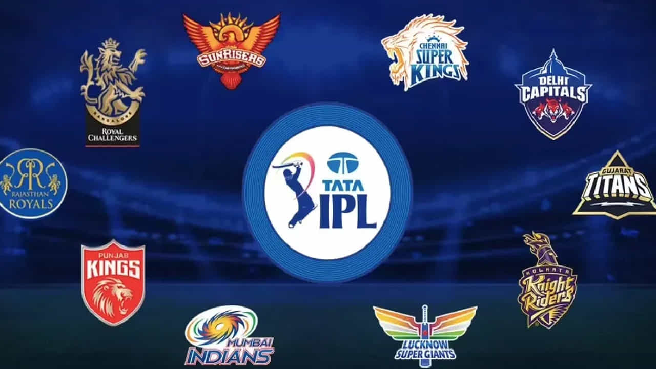 ఏ జట్టు వద్ద ఎంత పర్స్ ఖాళీగా ఉందంటే?: RCB-(రూ. 23.25 కోట్లు), CSK-(రూ. 31.4 కోట్లు), MI-(రూ. 17.25 కోట్లు), GT-(రూ. 38.15 కోట్లు), LSG-(రూ. 13.15 కోట్లు) .) , KKR-(రూ. 32.7 కోట్లు), RR-(రూ. 14.5 కోట్లు), DC-(రూ. 28.9 కోట్లు), PBKS-(రూ. 29.1 కోట్లు), SRH- (రూ. 34 కోట్లు).