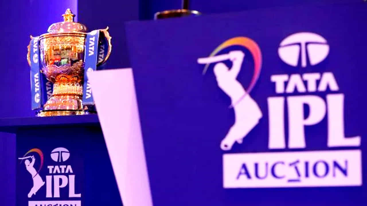 ఈసారి వేలానికి మొత్తం 19 సెట్లు సిద్ధమయ్యాయి. ఈ తొలి రౌండ్‌లో 5 సెట్ల ఆటగాళ్ల కోసం వేలం నిర్వహిస్తారు. అంటే స్టార్ బ్యాట్స్ మెన్, స్టార్ ఆల్ రౌండర్లు, స్టార్ బౌలర్లు, వికెట్ కీపర్లతో కలిపి ఐదు సెట్లుగా విభజించారు. ఈ ఆటగాళ్ల వేలం ముగిసిన తర్వాతే మిగిలిన ఆటగాళ్ల కోసం బిడ్డింగ్ జరుగుతుంది.
