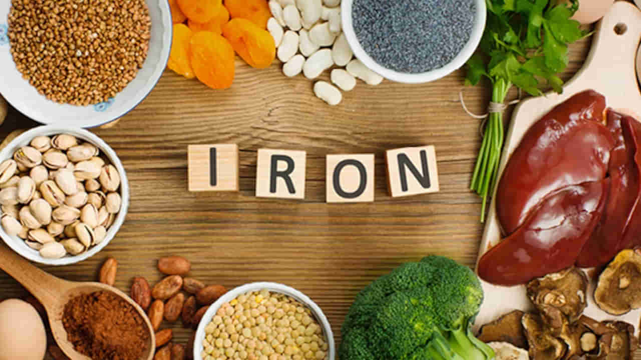 Iron Rich Foods: మహిళల్లో ఐరన్ లెవెల్స్ పెంచడానికి తప్పక తినాల్సిన ఆహారాలు ఇవి..