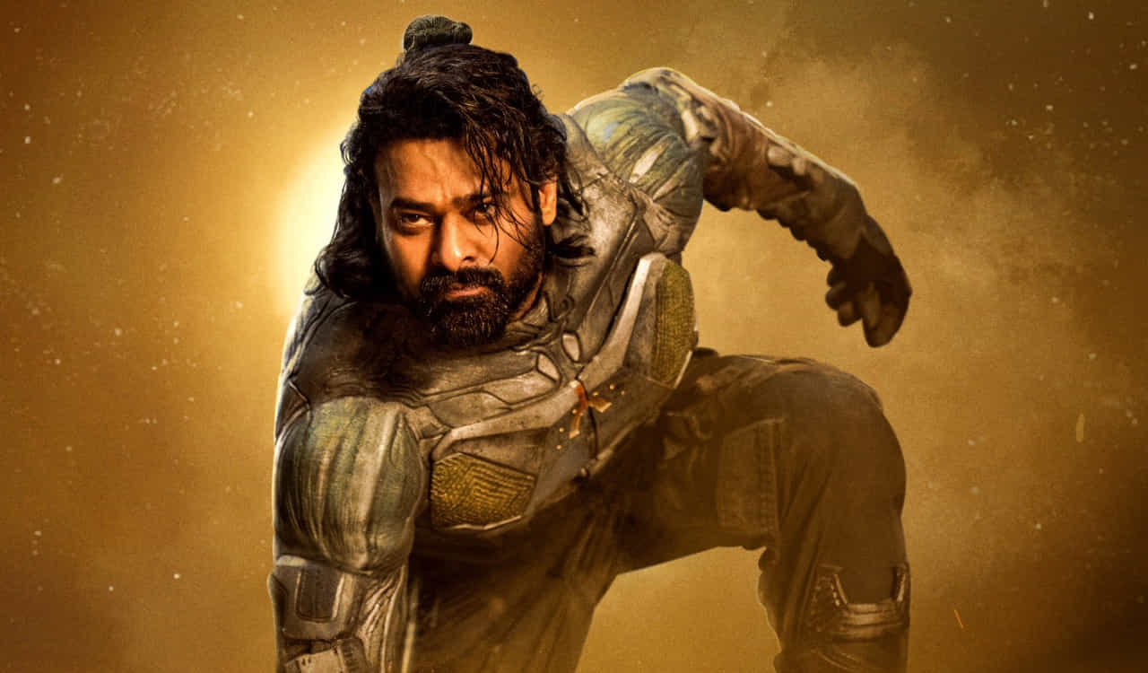 డార్లింగ్ ఫ్యాన్స్కు న్యూ ఇయర్ పార్టీ పది రోజుల ముందుగానే స్టార్ట్ అయ్యింది. డిసెంబర్ 22న సలార్ రిలీజ్తో మొదలయ్యే సెలబ్రేషన్స్ న్యూ ఇయర్ వరకు కంటిన్యూ అవుతాయి. ఆ జోష్కు మరింత హైప్ ఇస్తూ కల్కి 2898 ఏడీ అప్డేట్ ప్లాన్ చేస్తోంది డార్లింగ్ టీమ్.