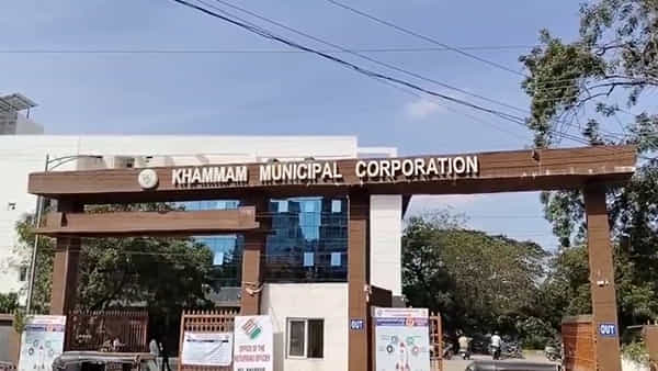 Telangana: చికెన్ వ్యర్థాల సేకరణకు వేలం.. రికార్డు స్థాయిలో కోటి దాటిన టెండర్..!