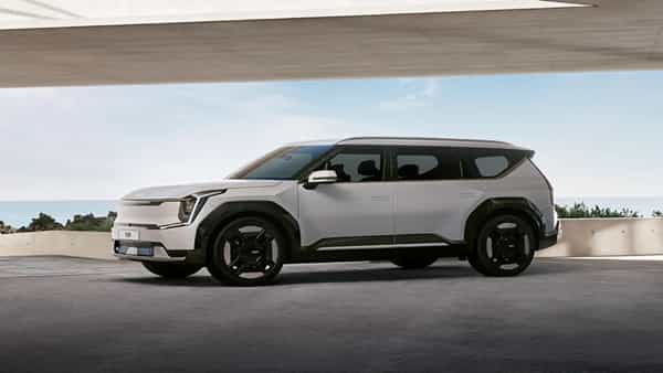 Kia EV9: కొత్త ఏడాది మార్కెట్లోకి కియా నయా కారు ఎంట్రీ.. షాకింగ్ ఫీచర్స్తో గ్రాండ్గా లాంచ్