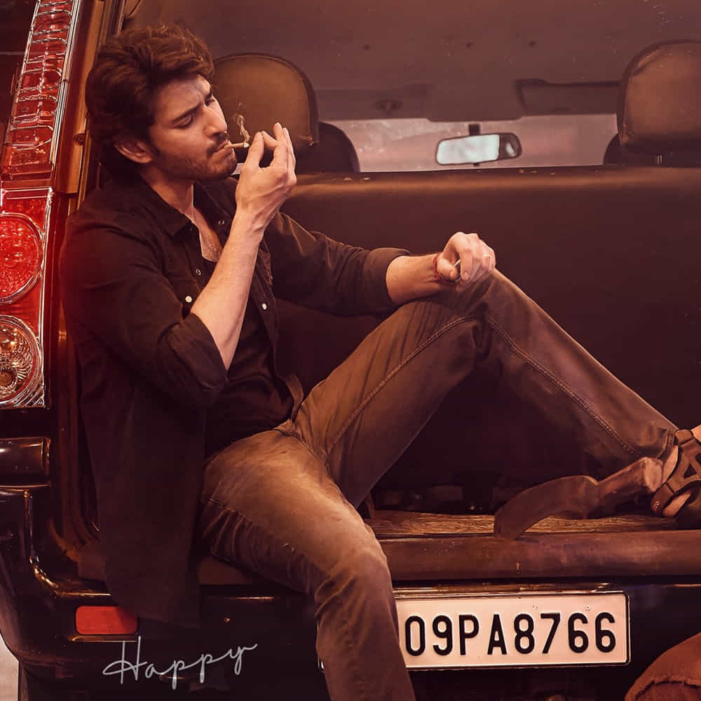 గుంటూరు కారం తర్వాత మళ్లీ మహేష్‌ ఆన్‌ లొకేషన్‌లో ఎప్పుడు అడుగుపెడతారనే క్లారిటీ లేదు. రాజమౌళిని అడిగితే.. చాలా టైమ్‌ ఉందంటూ దాటేశారు. సో.. జక్కన్న గ్రీన్‌ సిగ్నల్‌ ఇచ్చేవరకు సూపర్‌స్టార్‌ రెస్ట్ మోడ్‌ ఆన్‌ అయ్యే ఉంటుందన్నమాట. 