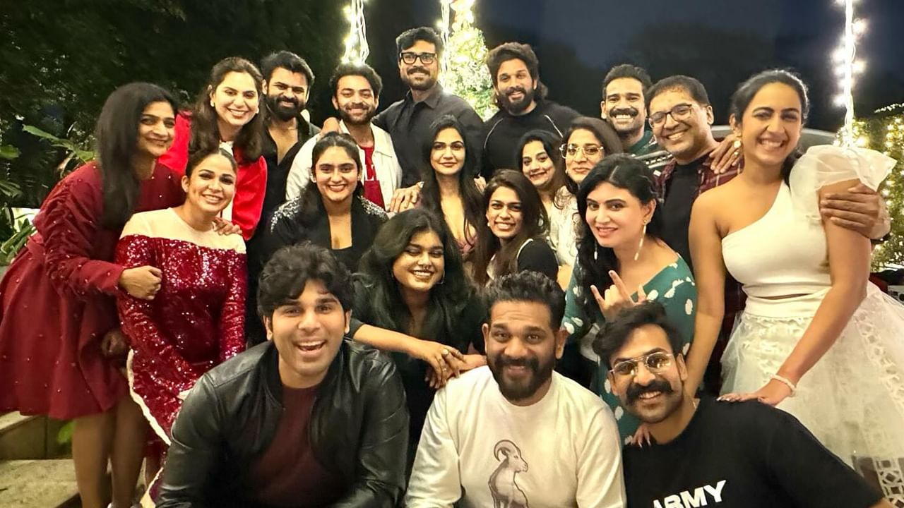 Mega Family: మెగా ఫ్యామిలీలో క్రిస్మస్ సెలబ్రేషన్స్.. స్పెషల్ అట్రాక్షన్‏గా అల్లు అర్జున్, రామ్ చరణ్..