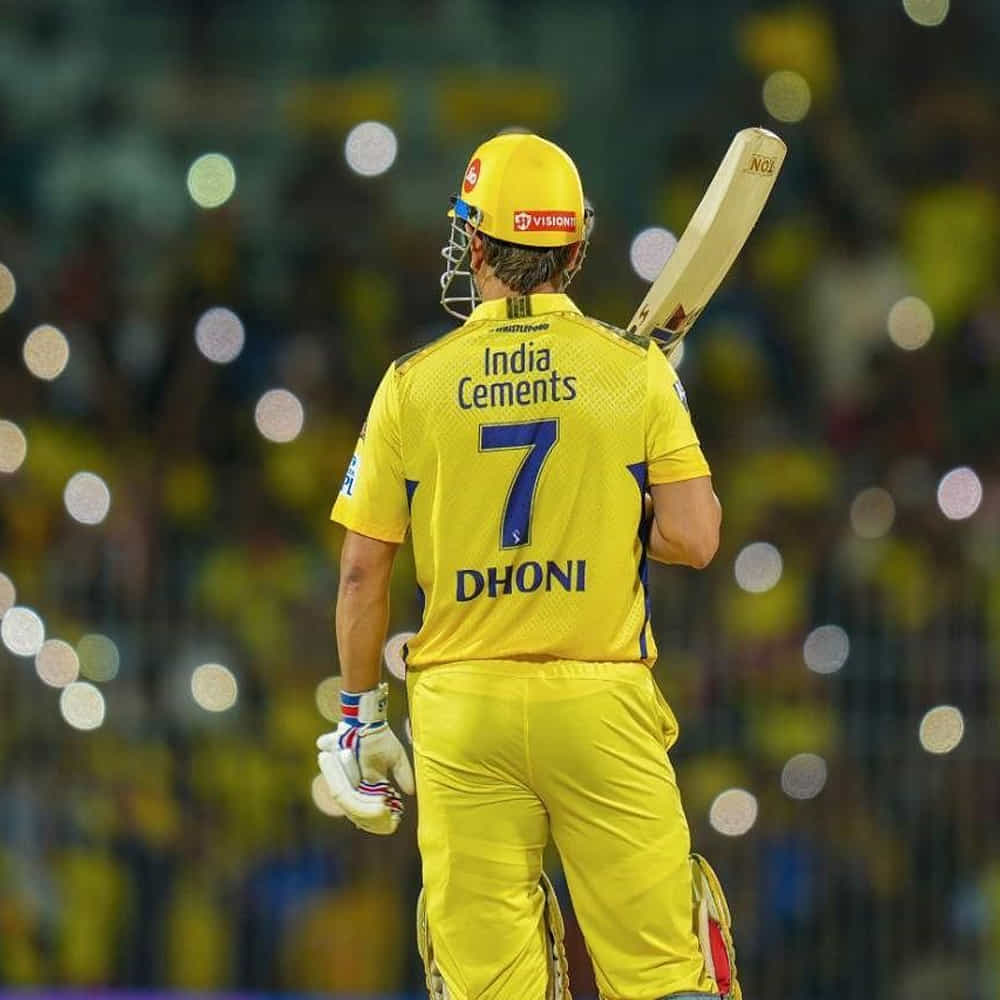 ఎంఎస్ ధోని తన కెప్టెన్సీలో IPL 2023 టైటిల్ను గెలుచుకోవడానికి చెన్నై సూపర్ కింగ్స్ (CSK)ని నడిపించాడు. ఇప్పుడు మహీ మరోసారి ఐపీఎల్కు రెడీ అవుతున్నాడు.