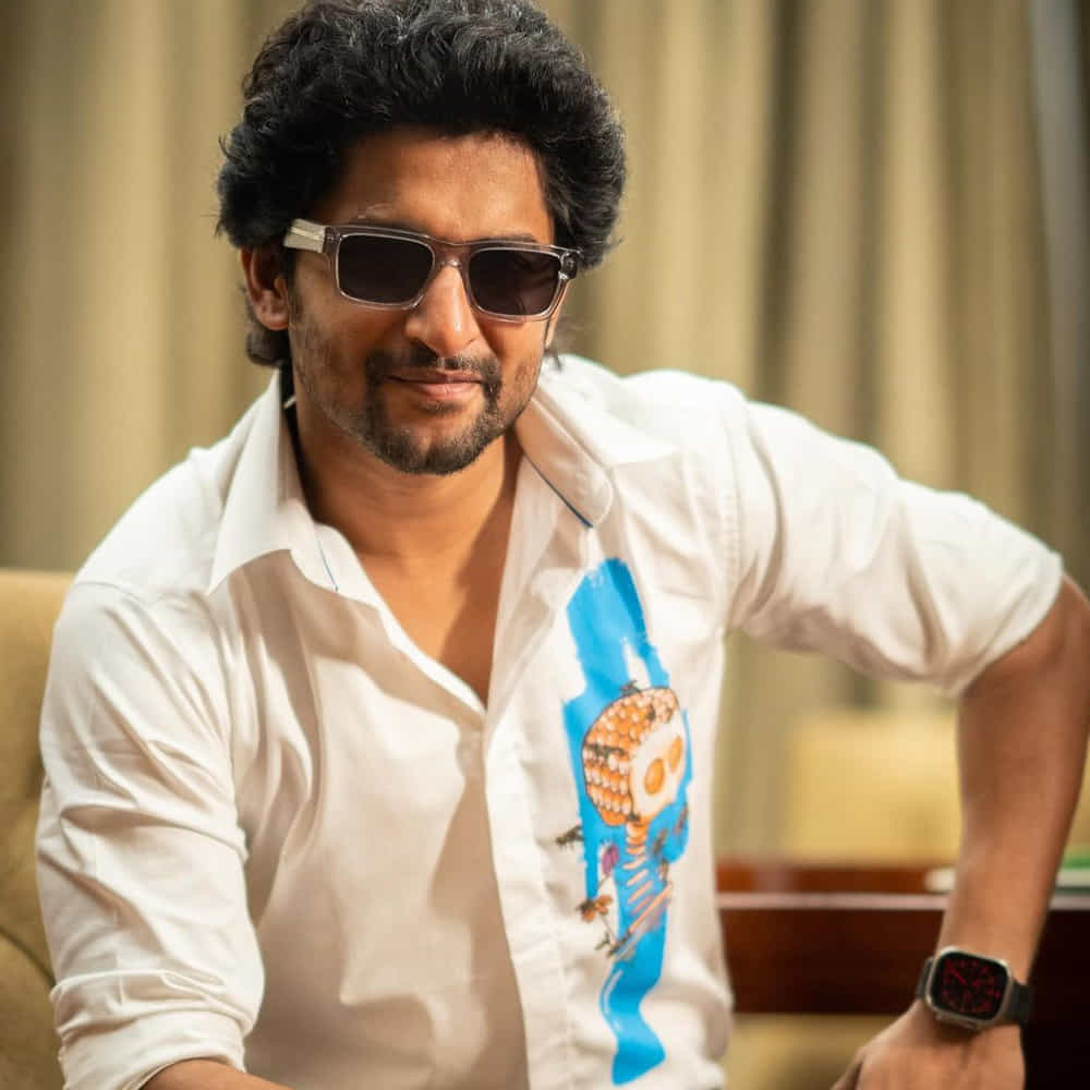 యానిమల్ చూడాలా? హాయ్ నాన్న చూడాలా? అనే మాట ఈ మధ్య చాలా మంది దగ్గర వినే ఉంటారు. అసలు యానిమల్ కెప్టెన్కీ, హాయ్ నాన్న హీరోకి ఓ ఇంట్రస్టింగ్ లింక్ ఉంది. అదేంటో తెలుసా? సందీప్ రెడ్డి తన ఫస్ట్ లవ్స్టోరీని నానికి చెప్పడానికి భయపడ్డారా?