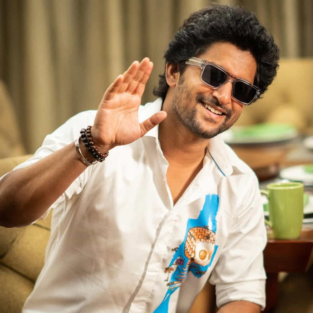 అర్జున్ రెడ్డి, కబీర్ సింగ్, యానిమల్ సినిమాల డైరక్టర్ సందీప్ రెడ్డి వంగా ఫస్ట్ రాసుకున్న కథలో హీరోగా నానిని అనుకున్నారట. యానిమల్ పోస్ట్ ప్రమోషన్లలో భాగంగా ఈ విషయం వైరల్ అవుతోంది.
