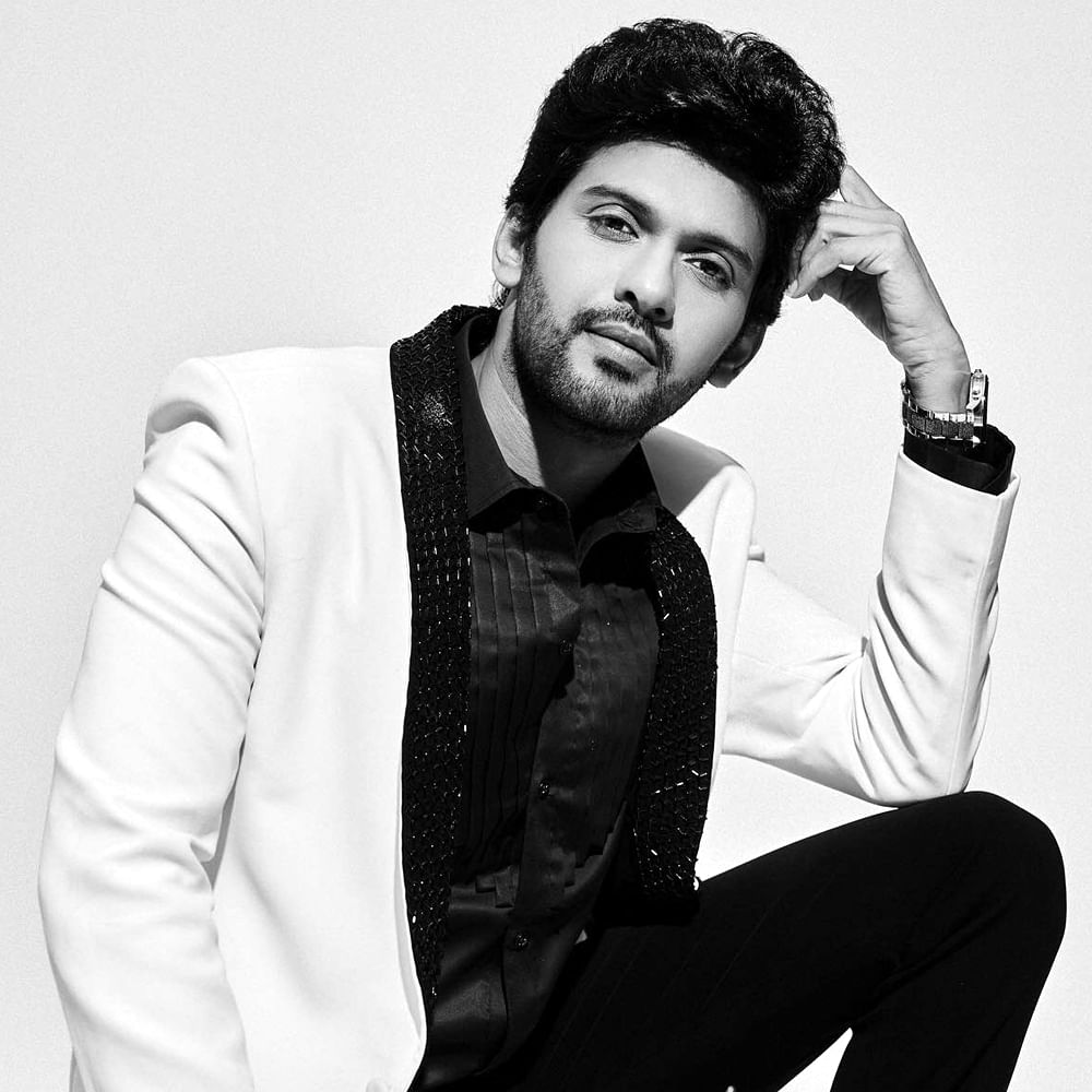 కానీ అది జాతి రత్నాలు ఫేమ్ అనుదీప్ చేతుల్లోకి వచ్చినట్లు ప్రచారం జరుగుతుంది. కానీ దీనిపై కూడా క్లారిటీ లేదు. దాంతో మళ్లీ గ్యాప్ తప్పేలా లేదు. 