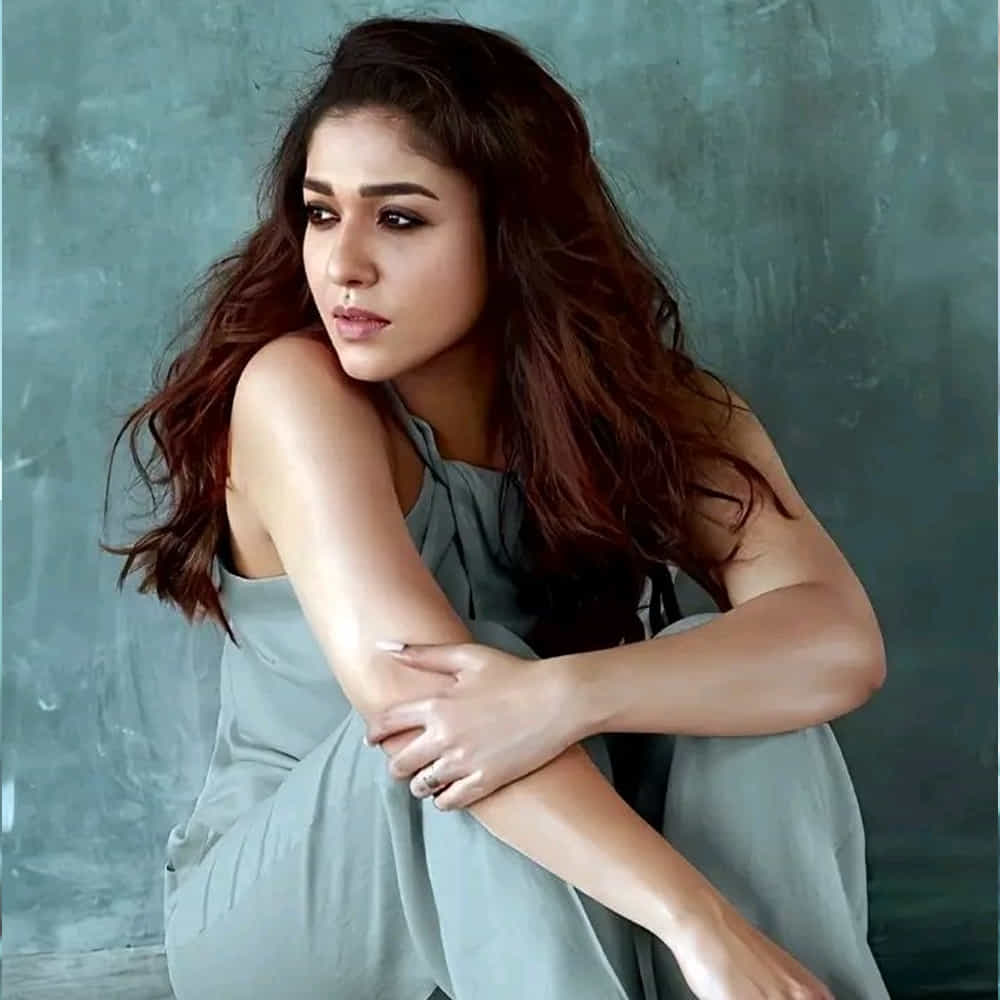 అలాంటిది అజిత్,సూర్య, నయనతార మాత్రం ఆ విషయంలో ఇంట్రస్టింగ్గా లేరు. మమ్మల్ని మా పేర్లతోనే పిలవండి బాబోయ్ అని అంటున్నారు. ఒకప్పుడు మనకు లేడీ సూపర్స్టార్ అంటే విజయశాంతి పేరు గుర్తొచ్చేది.