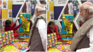 PM Modi: వారణాసిలో నరేంద్ర మోదీకి అపూర్వ స్వాగతం.. అంబులెన్స్ కోసం కాన్వాయ్ ఆపిన ప్రధాని.. వీడియో..