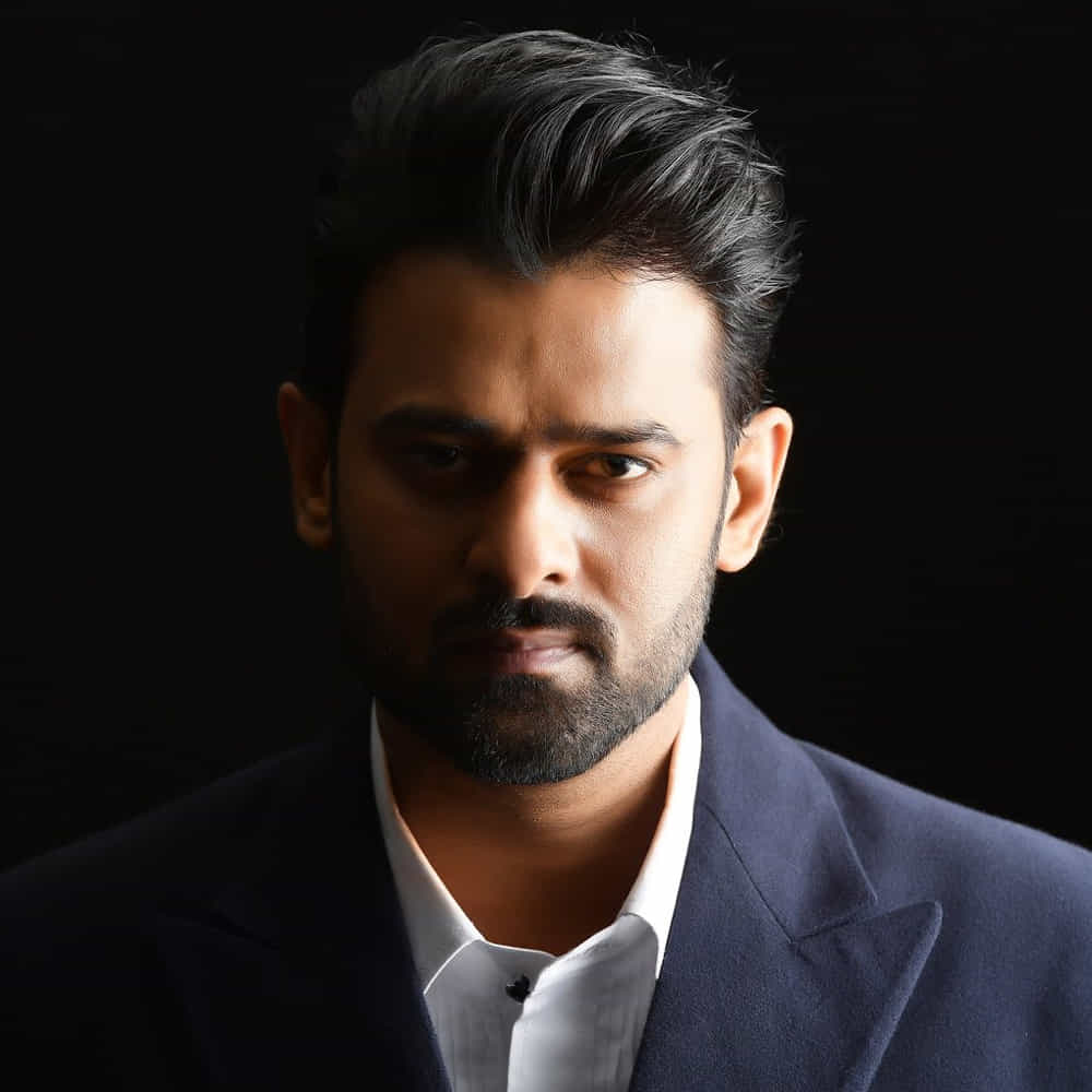సాహో సినిమాతో తొలి రోజు 131 కోట్లు కొల్లగొట్టారు ప్రభాస్. సాహో తరువాత సక్సెస్ సౌండ్ తగ్గినా.. ప్రభాస్ మార్కెట్ స్టామినా మాత్రం తగ్గలేదు. రొమాంటిక్ మూవీ కావటంతో డే వన్ వందకోట్ల సాధించటంలో రాధేశ్యామ్ ఫెయిల్ అయ్యింది.