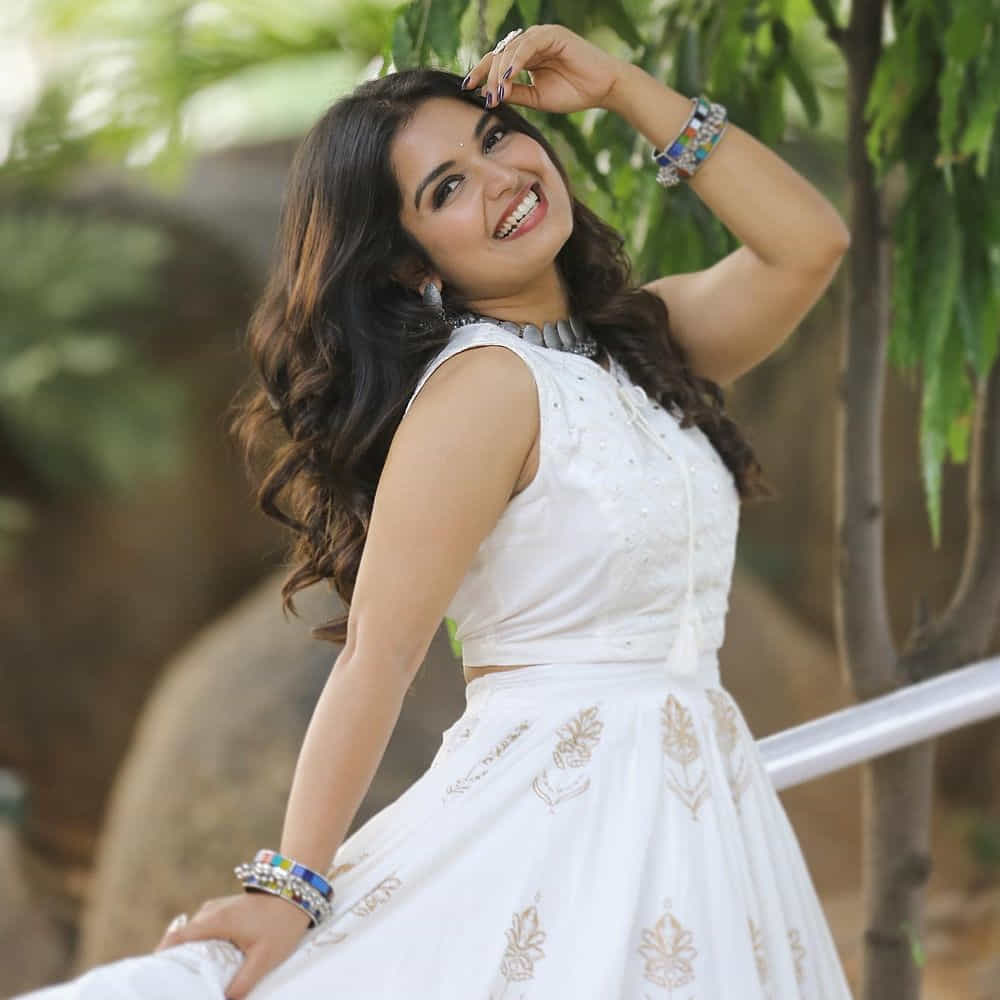 మౌనరాగం సీరియల్ లో తన నటన.. హవభావాలతోనే తెలుగు ప్రేక్షకులకు దగ్గరయ్యింది ప్రియాంక. ఇందులో మాటలు రాని మూగ అమ్మాయిగా ప్రియాంక కనిపించి మంచి ఫేమ్ సంపాదించుకుంది.