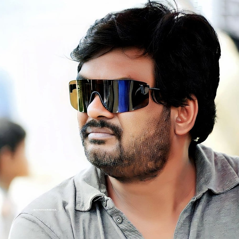 కొత్త ఏడాదిలో కొత్త టార్గెట్‌తో వస్తున్న దర్శకుడు పూరి జగన్నాథ్‌. లైగర్ సినిమాతో నేషనల్ ఆడియన్స్‌ను మెప్పించలేకపోయినా పూరి, డబుల్ ఇస్మార్ట్‌తో ఆ టార్గెట్‌ను రీచ్ అవ్వాలనుకుంటున్నారు. ఇస్మార్ట్ శంకర్‌కు సీక్వెల్‌గా రూపొందుతున్న ఈ మూవీ సక్సెస్‌ విషయంలో కాన్ఫిడెంట్‌గా ఉన్నారు పూరి.